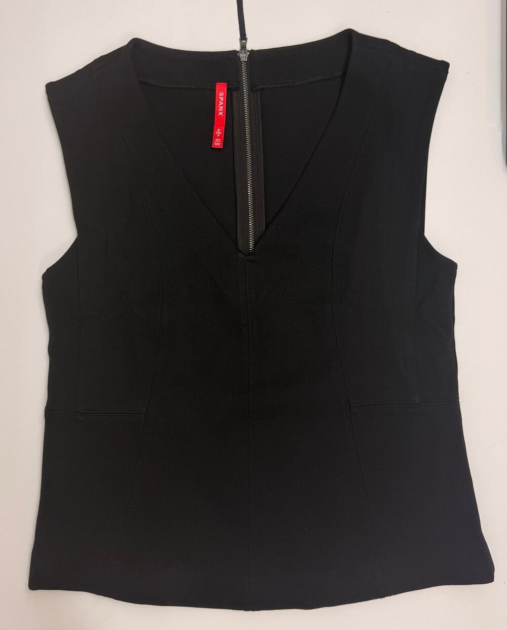 SPANX Womens Small Black Shaping Top Sleeveless V-Neck Back Zip Seamed EUC